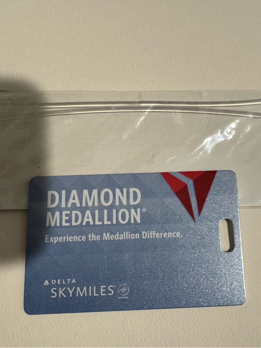 Delta Diamond Medallion SkyMiles Luggage Tag - Blue with Red Accent